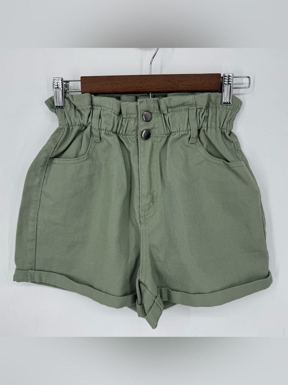 Love Tree Paperbag + High Waisted Green Shorts Size Small Basic Casual Chic NWT